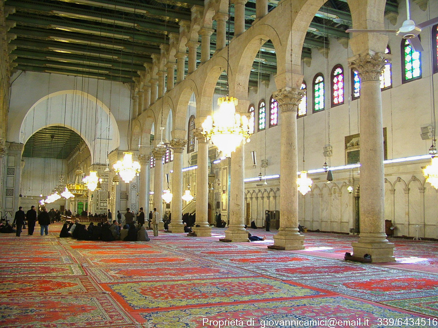 Damasco-interno della moschea degli Omayyadi..